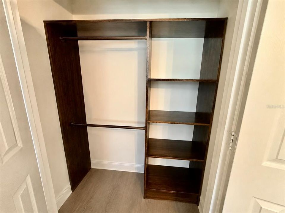 : $949,999 (5 спален, 3 ванн, 4053 Квадратных фут)
