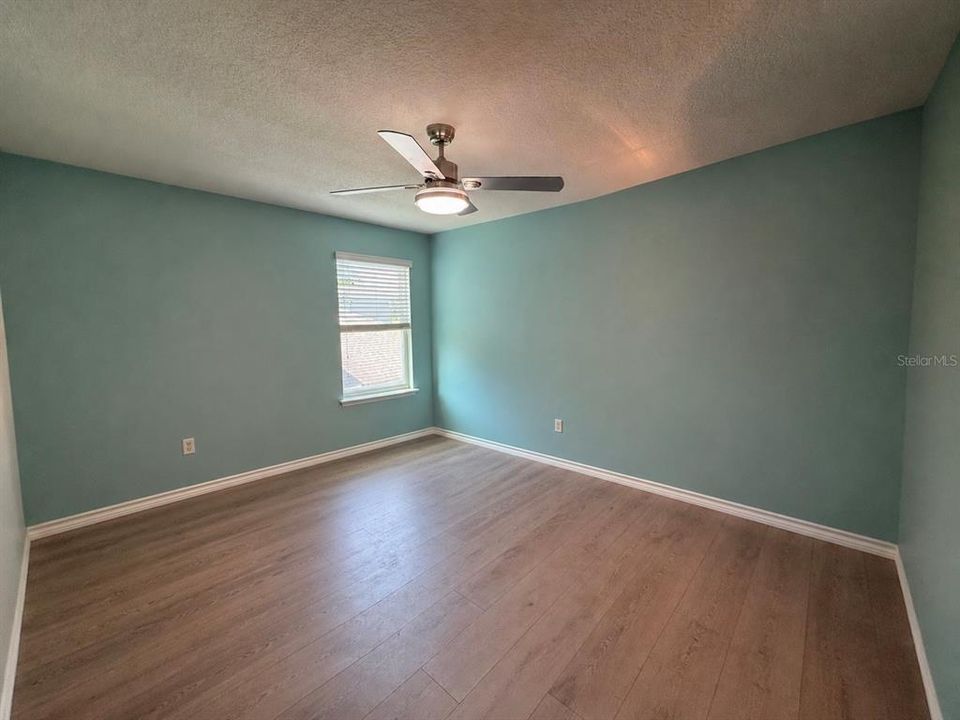 : $949,999 (5 спален, 3 ванн, 4053 Квадратных фут)