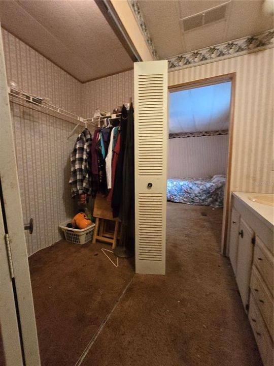 На продажу: $175,000 (3 спален, 2 ванн, 1512 Квадратных фут)
