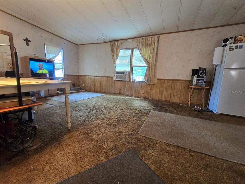 На продажу: $175,000 (3 спален, 2 ванн, 1512 Квадратных фут)