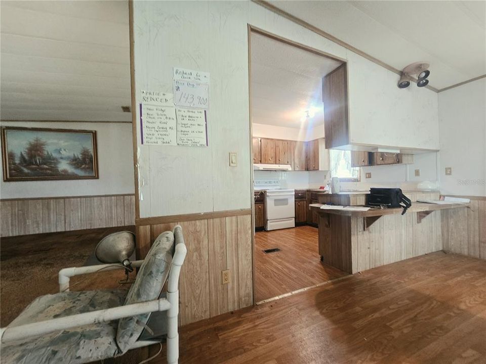 For Sale: $139,900 (3 beds, 2 baths, 1512 Square Feet)