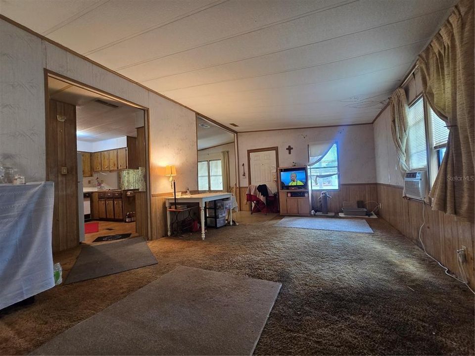 На продажу: $175,000 (3 спален, 2 ванн, 1512 Квадратных фут)