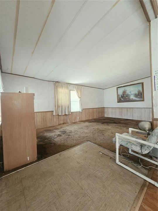 For Sale: $139,900 (3 beds, 2 baths, 1512 Square Feet)