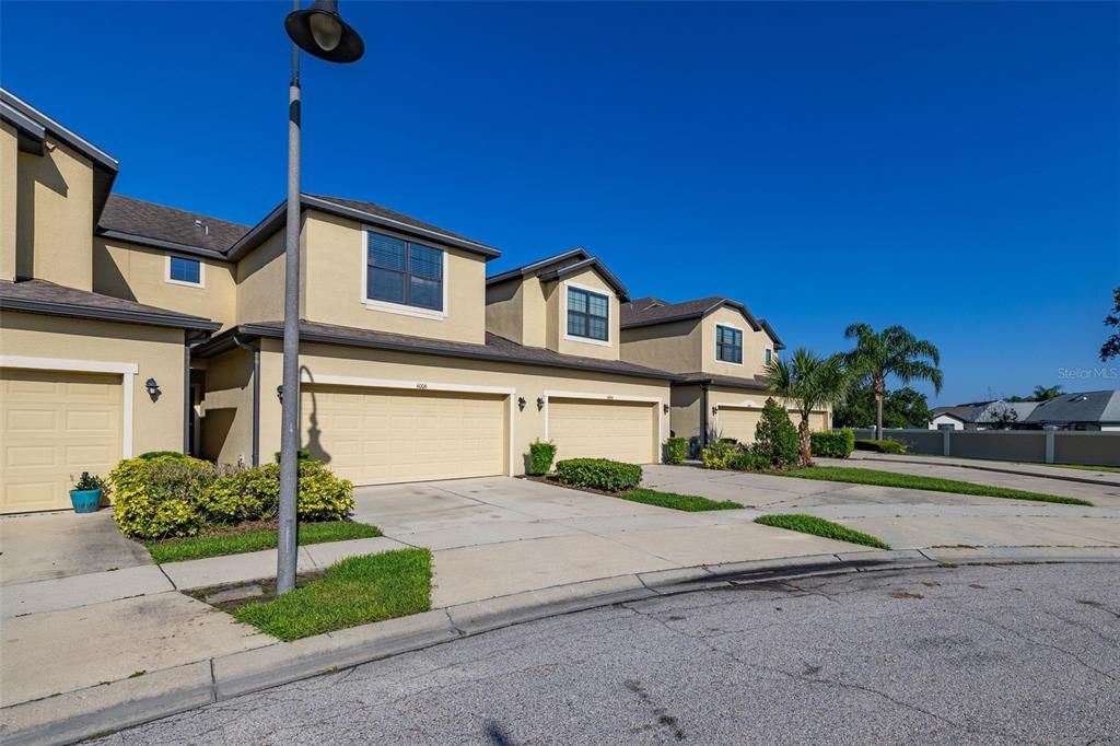 For Sale: $290,000 (3 beds, 2 baths, 1674 Square Feet)
