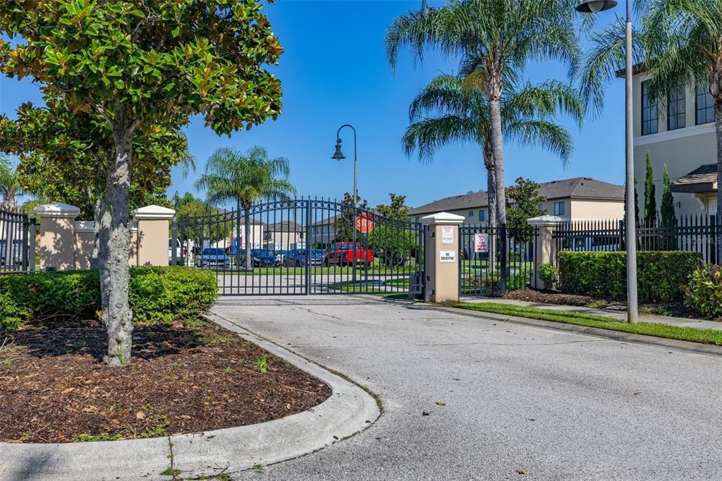 For Sale: $290,000 (3 beds, 2 baths, 1674 Square Feet)