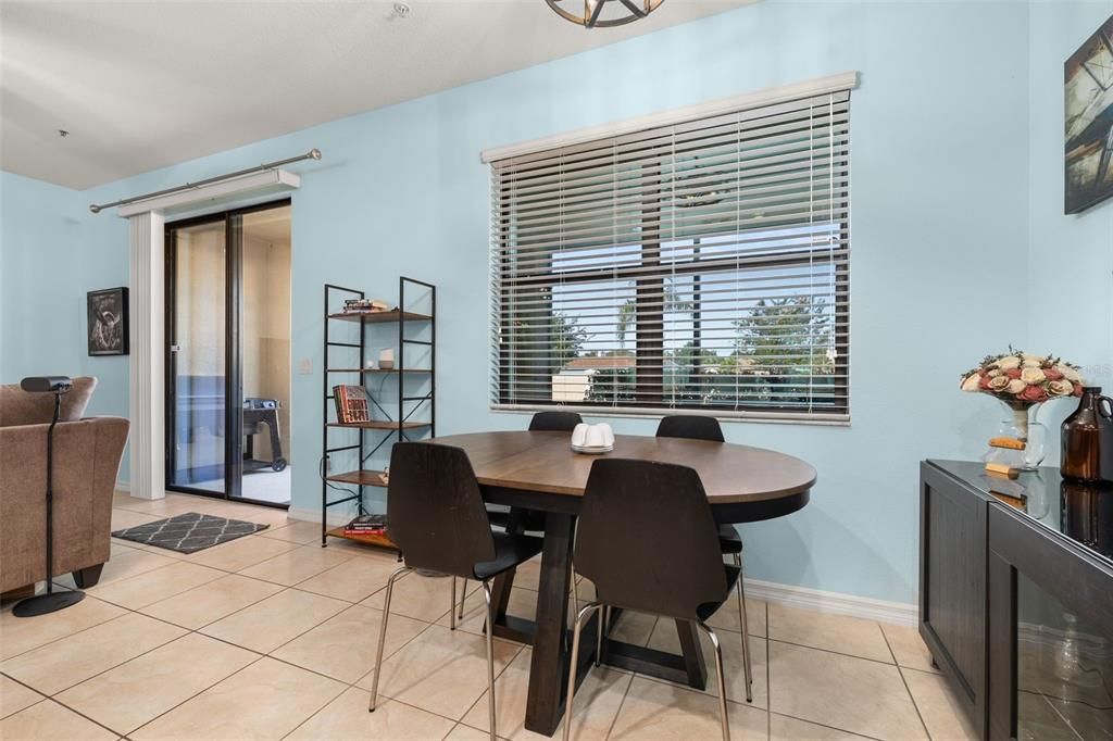 For Sale: $290,000 (3 beds, 2 baths, 1674 Square Feet)