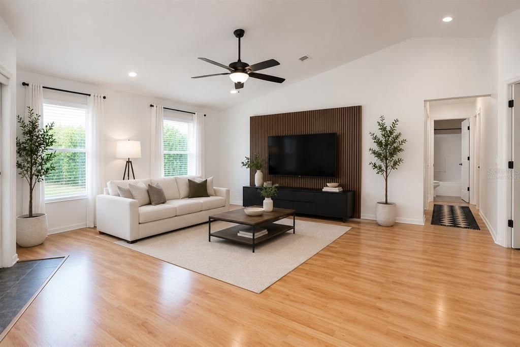 Activo con contrato: $304,900 (3 camas, 2 baños, 1307 Pies cuadrados)