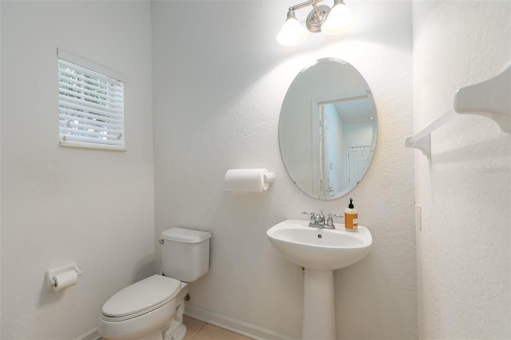 En Venta: $379,000 (2 camas, 2 baños, 2074 Pies cuadrados)
