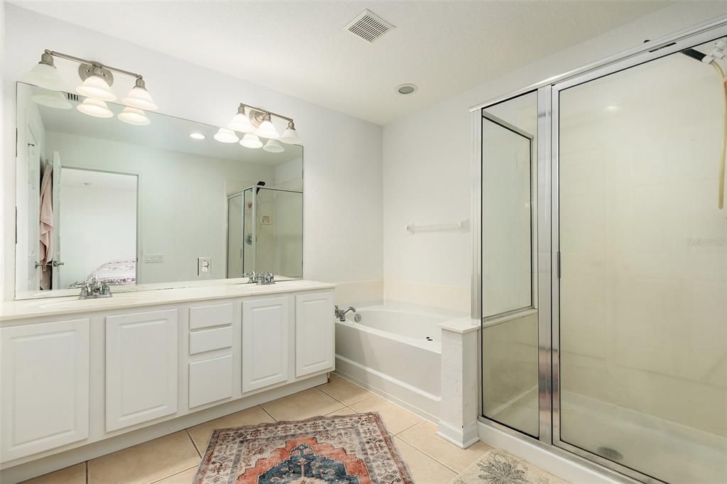 En Venta: $379,000 (2 camas, 2 baños, 2074 Pies cuadrados)