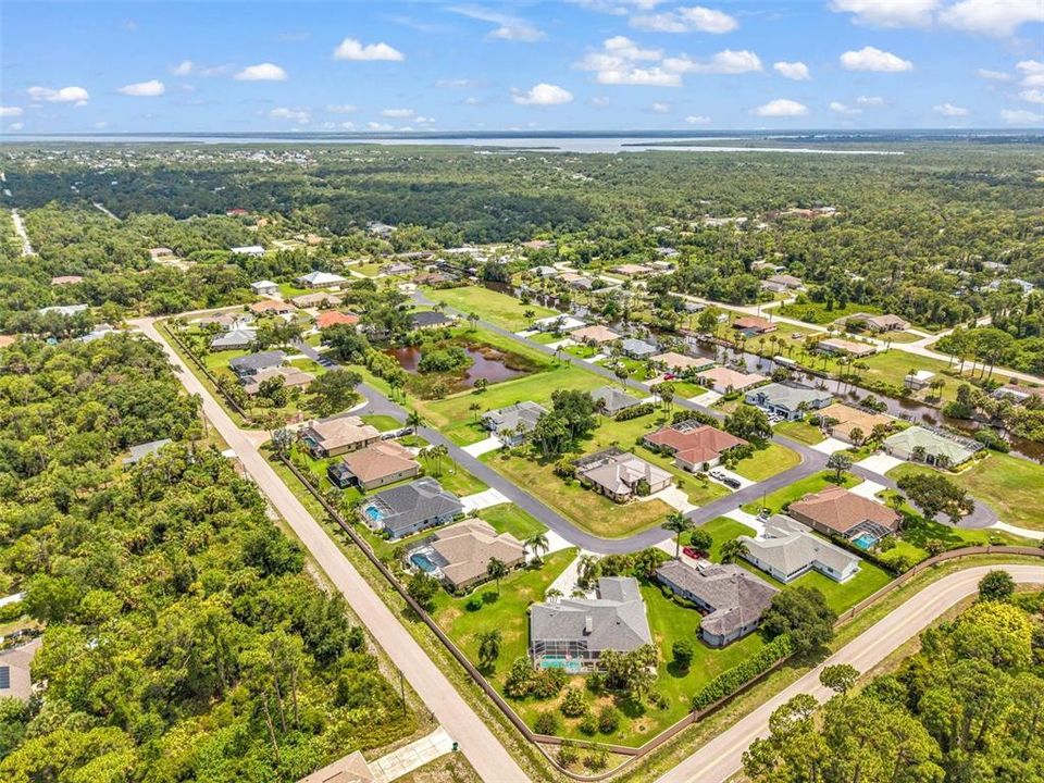 En Venta: $449,900 (3 camas, 2 baños, 2165 Pies cuadrados)