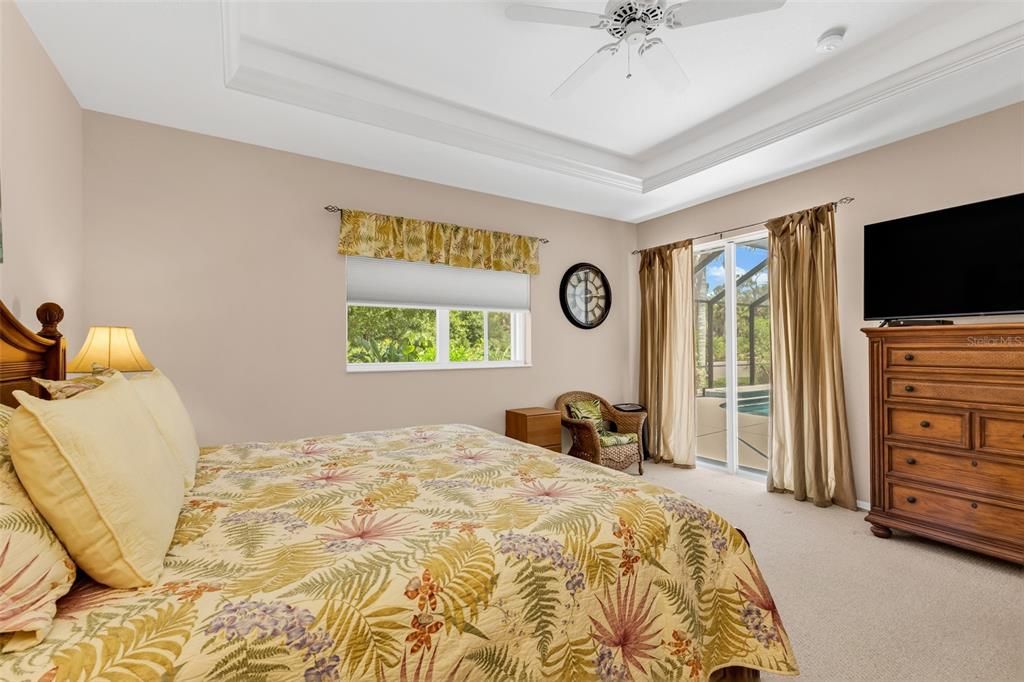 En Venta: $449,900 (3 camas, 2 baños, 2165 Pies cuadrados)