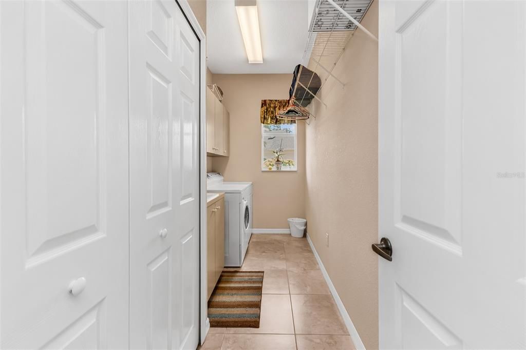 En Venta: $449,900 (3 camas, 2 baños, 2165 Pies cuadrados)