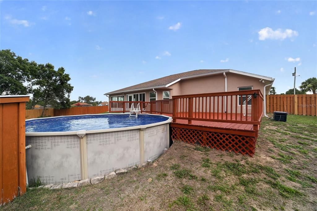 For Rent: $2,500 (3 beds, 2 baths, 1739 Square Feet)