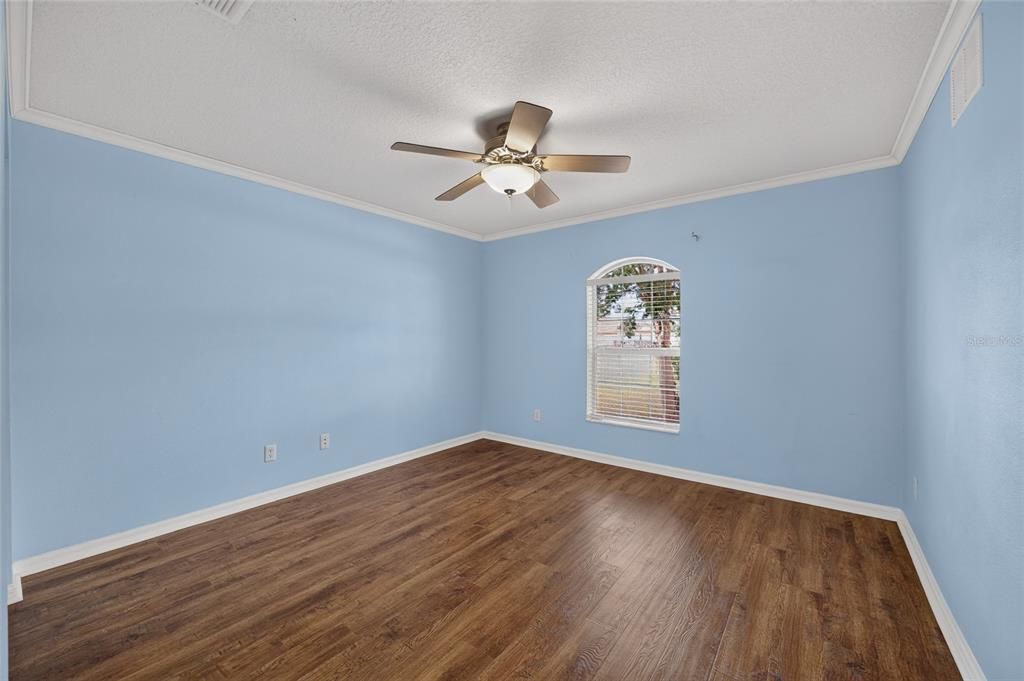 For Rent: $2,500 (3 beds, 2 baths, 1739 Square Feet)