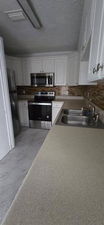 В аренду: $1,600 (3 спален, 2 ванн, 1220 Квадратных фут)