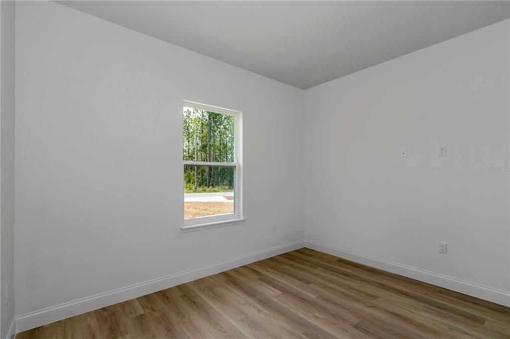 En Venta: $249,900 (3 camas, 2 baños, 1427 Pies cuadrados)