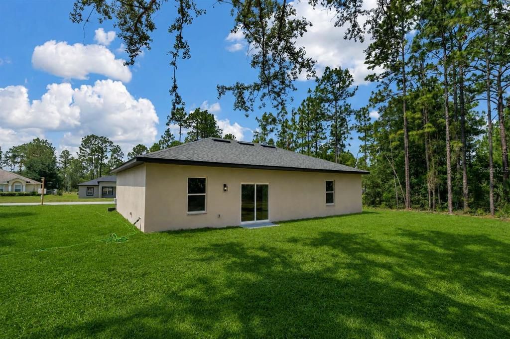 En Venta: $249,900 (3 camas, 2 baños, 1427 Pies cuadrados)