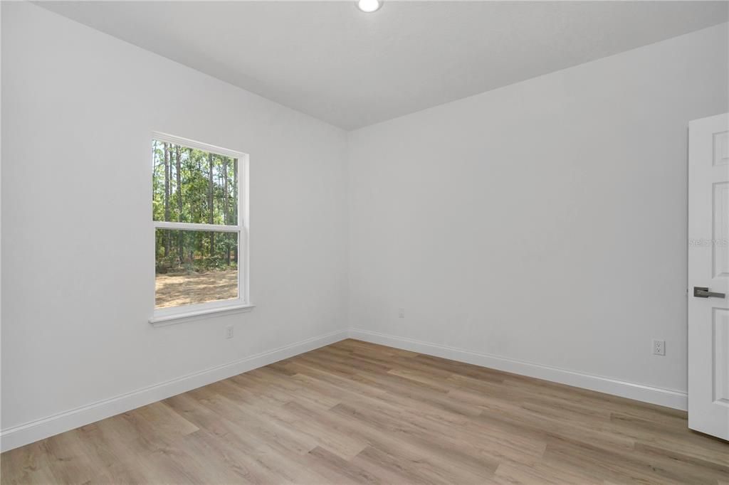 En Venta: $249,900 (3 camas, 2 baños, 1427 Pies cuadrados)