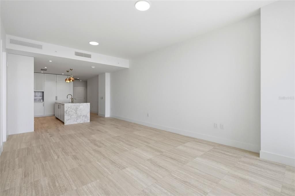 En Venta: $2,120,000 (2 camas, 2 baños, 2305 Pies cuadrados)