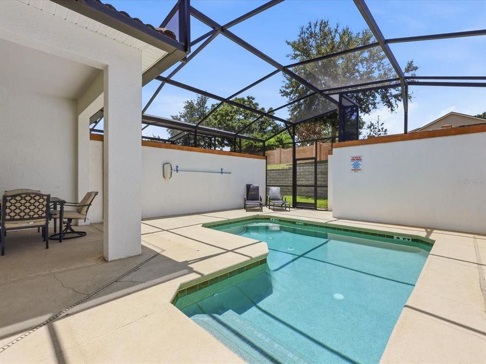 待售: $370,000 (4 贝兹, 3 浴室, 1902 平方英尺)
