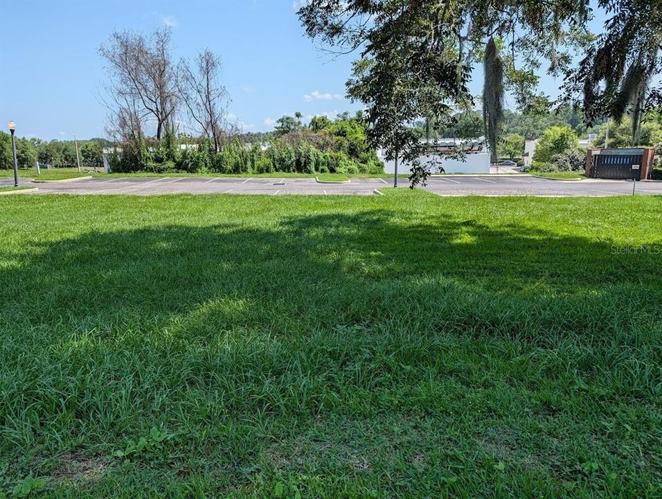 En Venta: $82,500 (0.09 acres)