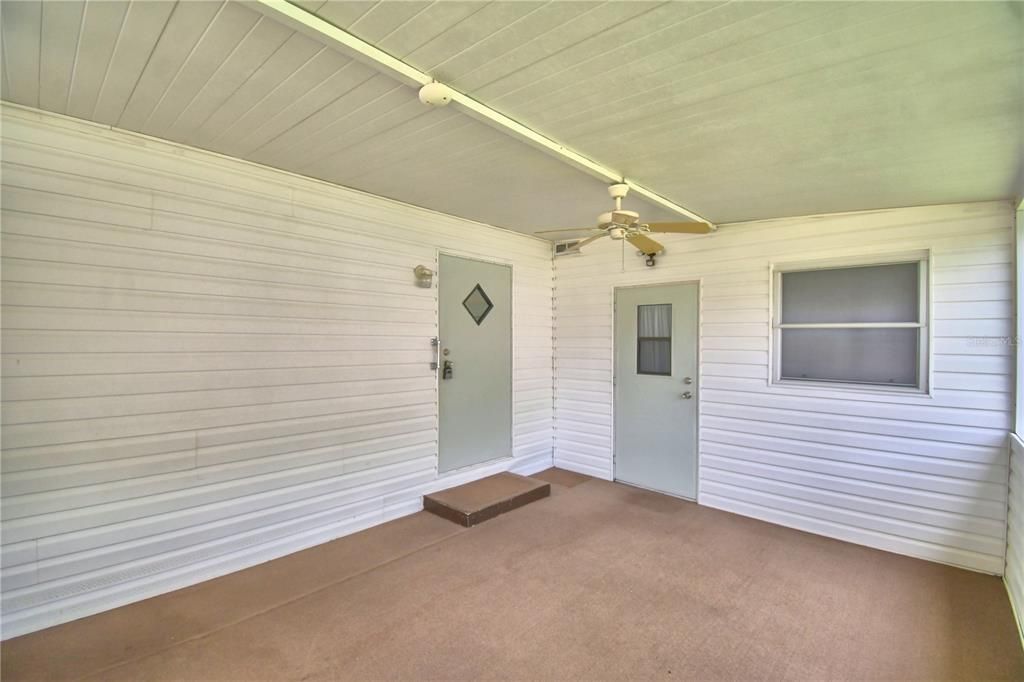 For Sale: $139,900 (2 beds, 2 baths, 1200 Square Feet)