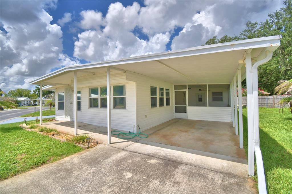 For Sale: $139,900 (2 beds, 2 baths, 1200 Square Feet)