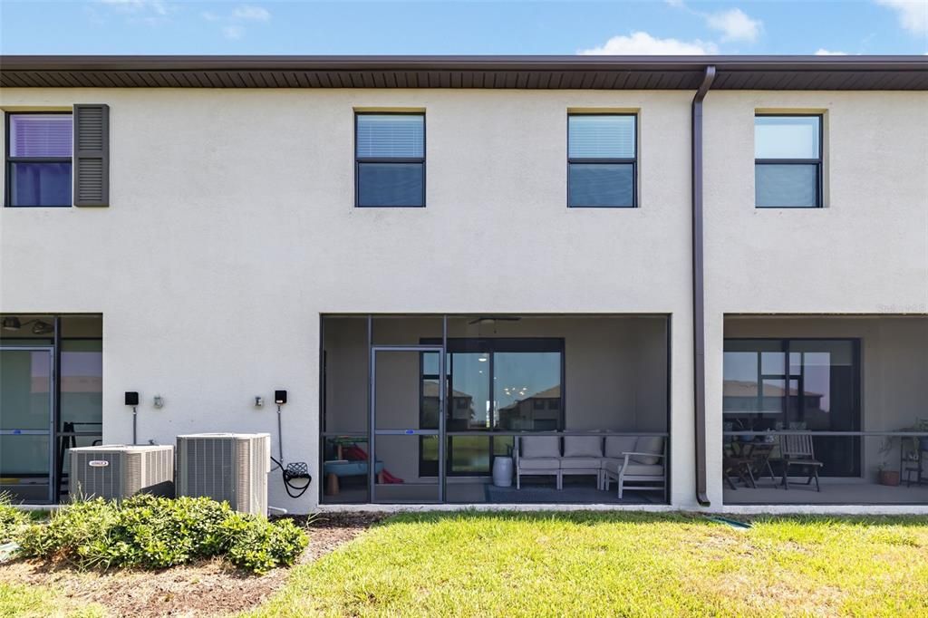 For Sale: $329,000 (3 beds, 2 baths, 1925 Square Feet)
