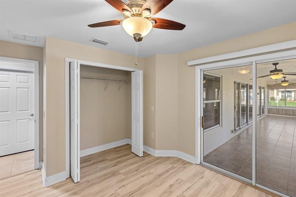 For Sale: $404,999 (4 beds, 2 baths, 2175 Square Feet)