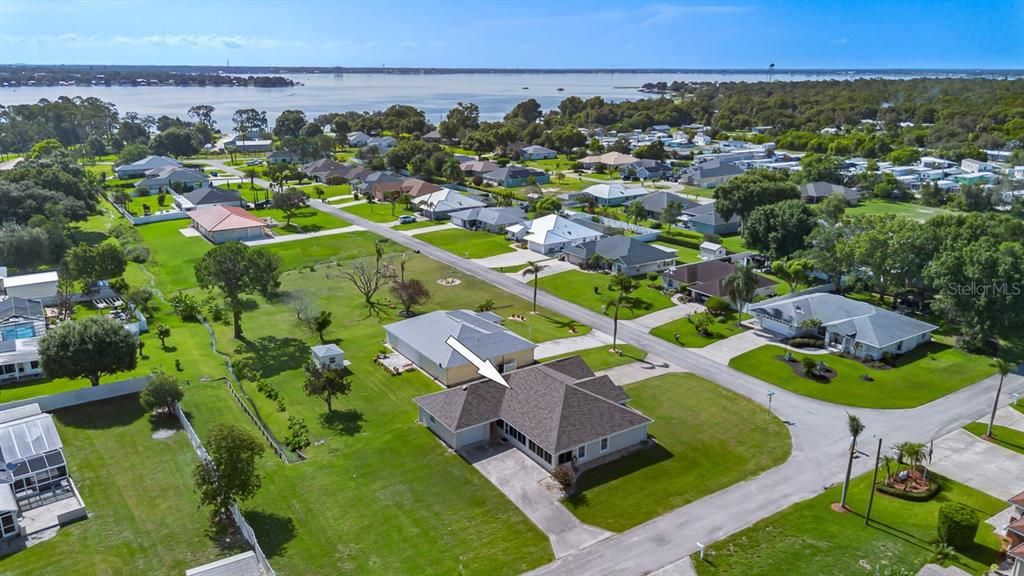 For Sale: $404,999 (4 beds, 2 baths, 2175 Square Feet)