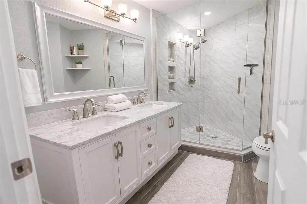For Sale: $425,000 (4 beds, 3 baths, 2646 Square Feet)