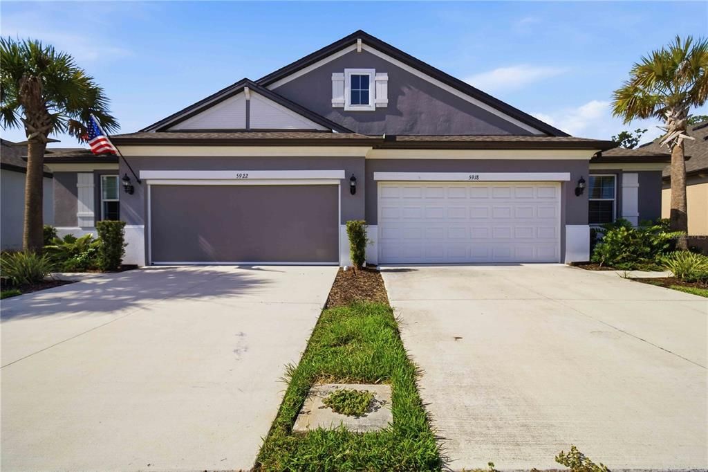 For Rent: $2,800 (2 beds, 2 baths, 1627 Square Feet)