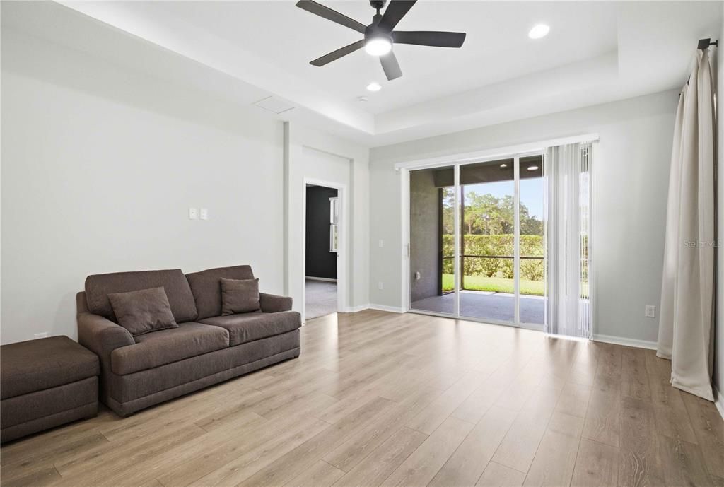 For Rent: $2,800 (2 beds, 2 baths, 1627 Square Feet)