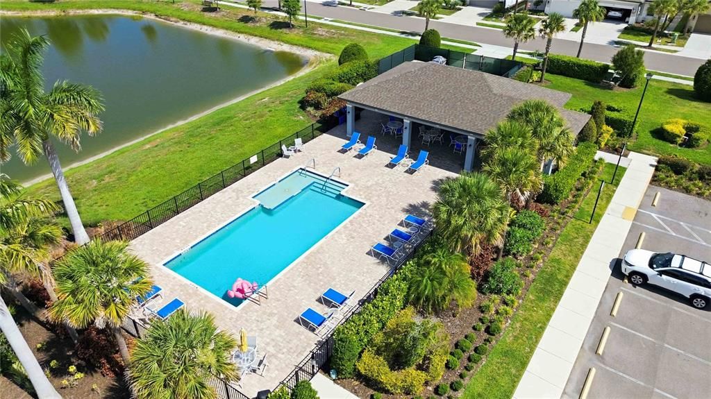 For Rent: $2,800 (2 beds, 2 baths, 1627 Square Feet)