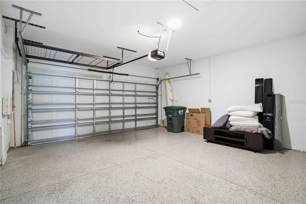 For Rent: $2,800 (2 beds, 2 baths, 1627 Square Feet)