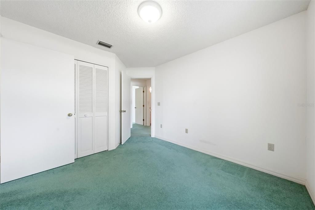 На продажу: $249,900 (3 спален, 2 ванн, 1303 Квадратных фут)