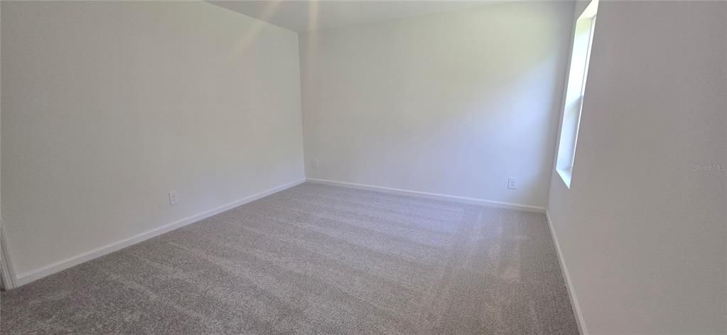 В аренду: $2,200 (4 спален, 2 ванн, 1600 Квадратных фут)