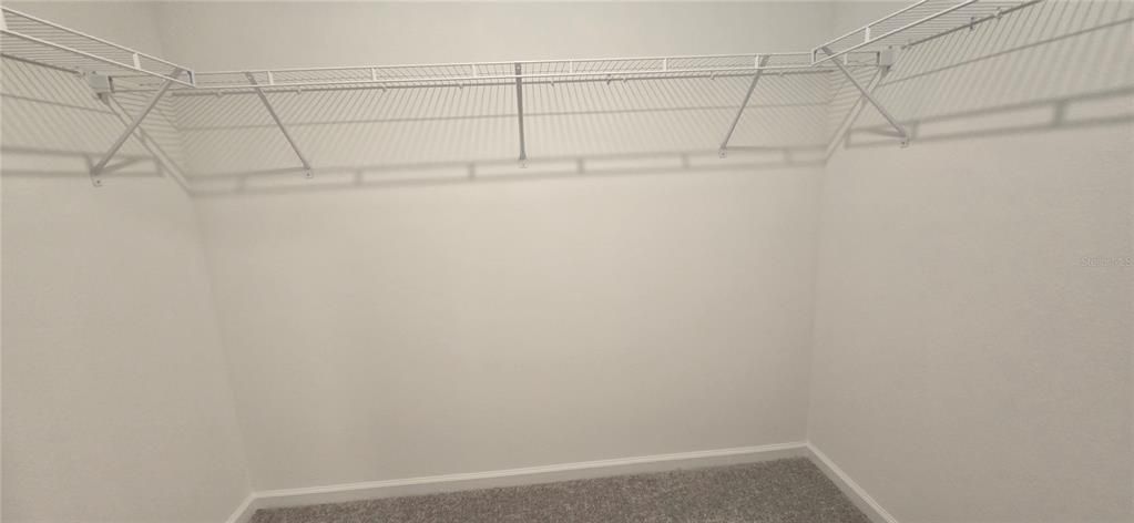 В аренду: $2,200 (4 спален, 2 ванн, 1600 Квадратных фут)