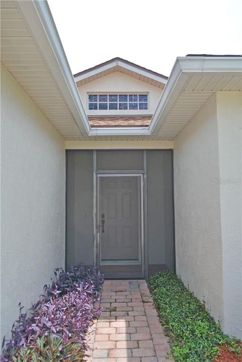For Rent: $2,000 (2 beds, 2 baths, 1556 Square Feet)