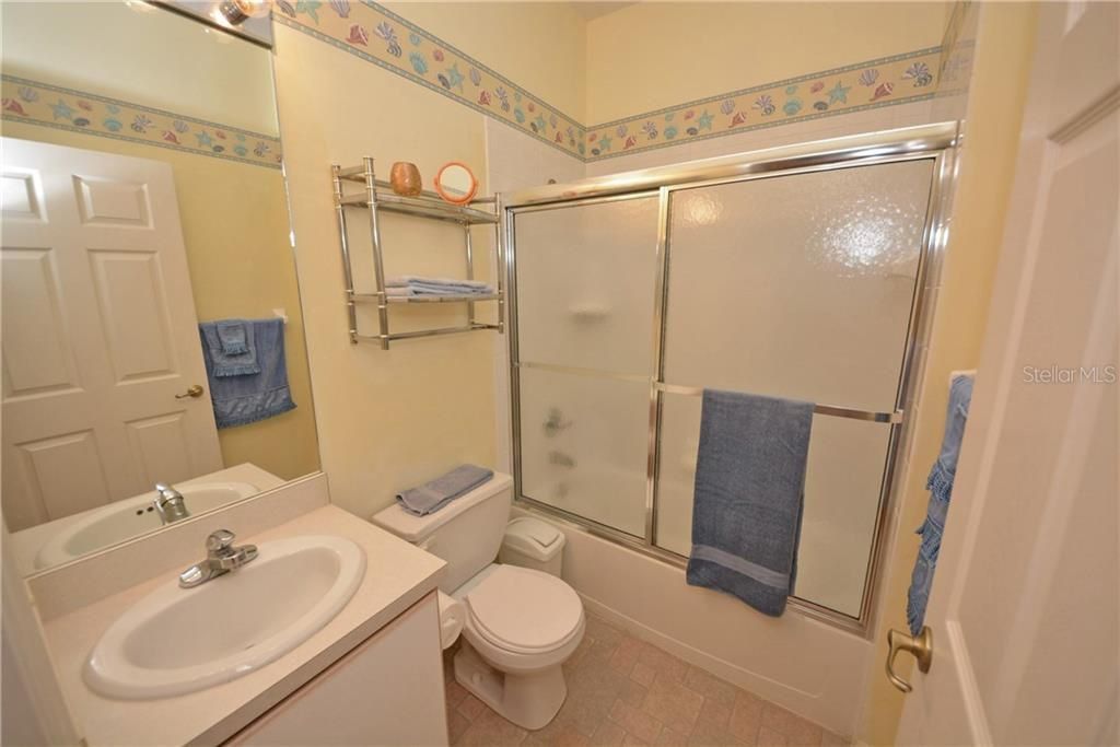 For Rent: $2,000 (2 beds, 2 baths, 1556 Square Feet)