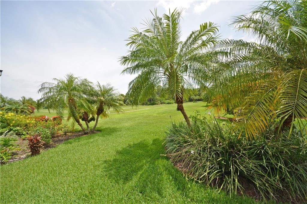 For Rent: $2,000 (2 beds, 2 baths, 1556 Square Feet)