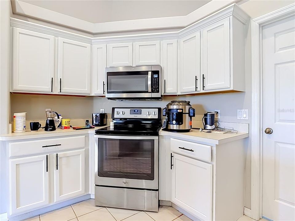 En Venta: $409,900 (3 camas, 2 baños, 1697 Pies cuadrados)