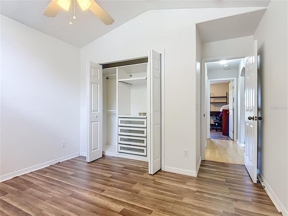 En Venta: $409,900 (3 camas, 2 baños, 1697 Pies cuadrados)