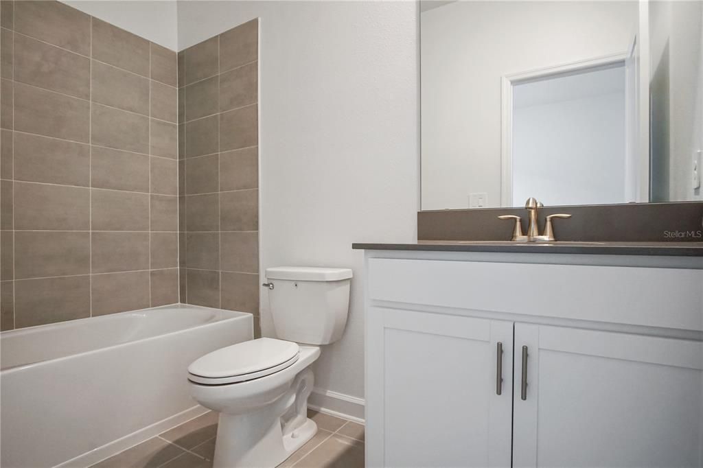 В аренду: $2,400 (4 спален, 3 ванн, 2032 Квадратных фут)