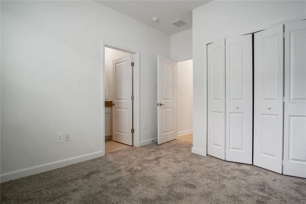 В аренду: $2,400 (4 спален, 3 ванн, 2032 Квадратных фут)