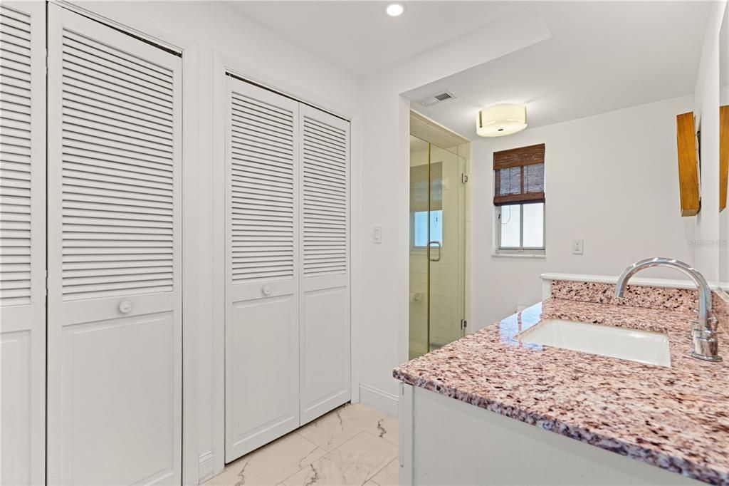 For Sale: $419,000 (2 beds, 2 baths, 1581 Square Feet)