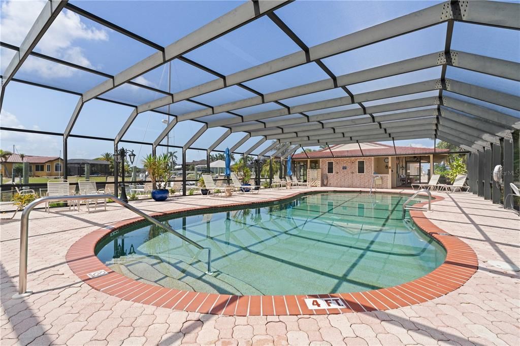 For Sale: $419,000 (2 beds, 2 baths, 1581 Square Feet)
