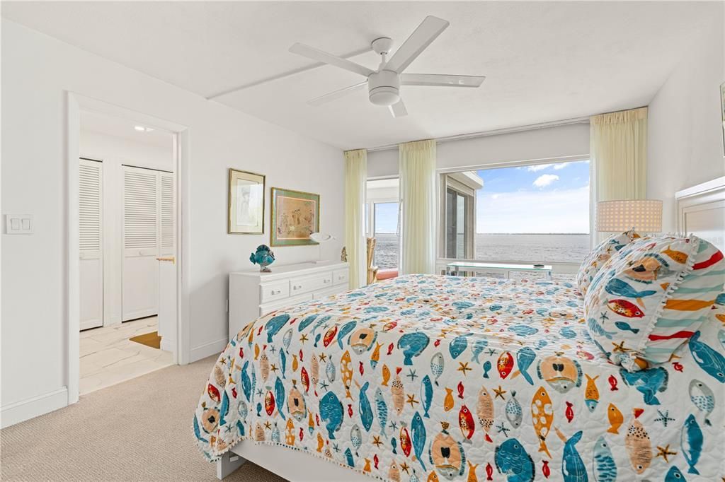 For Sale: $419,000 (2 beds, 2 baths, 1581 Square Feet)