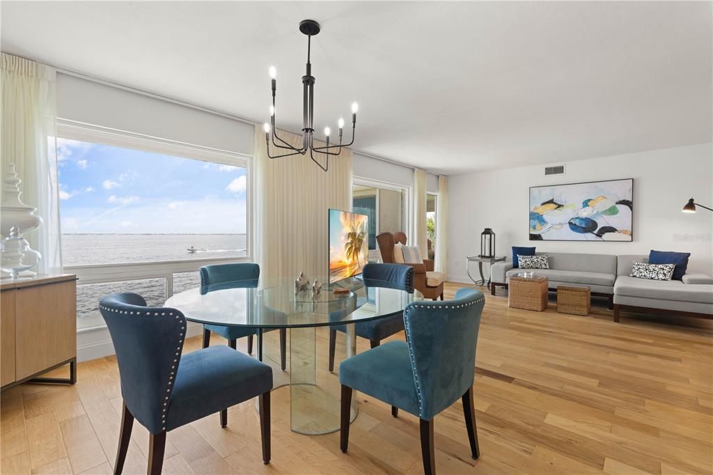 For Sale: $419,000 (2 beds, 2 baths, 1581 Square Feet)