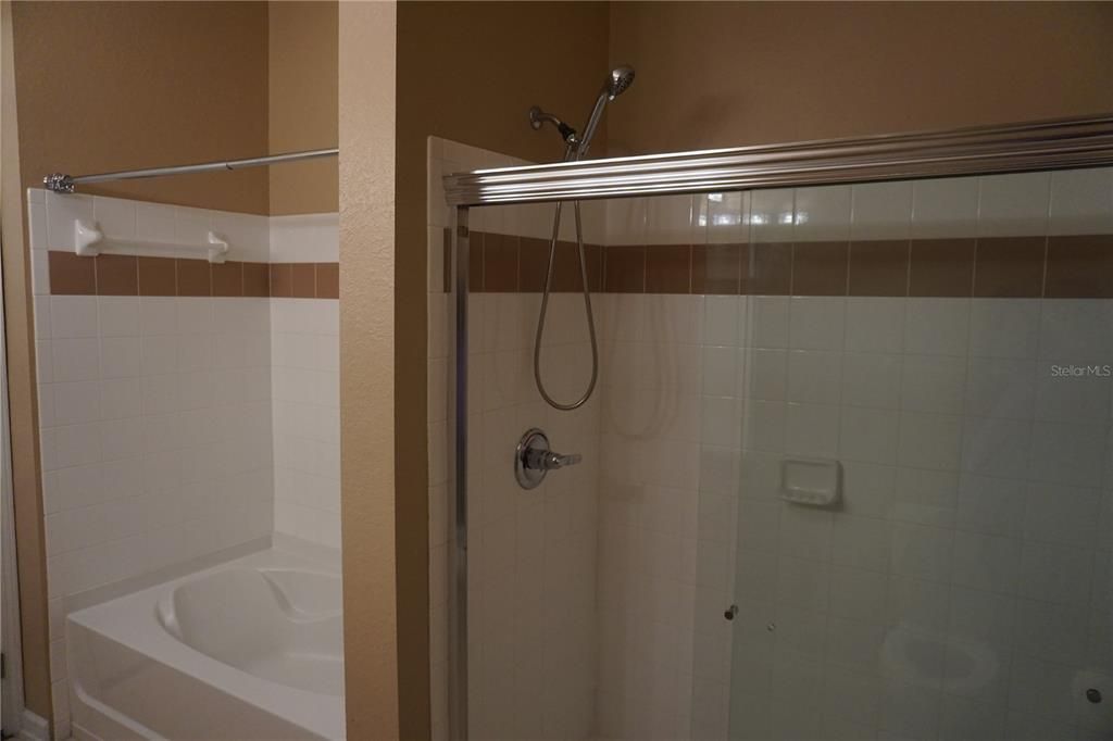 В аренду: $1,725 (2 спален, 2 ванн, 1261 Квадратных фут)